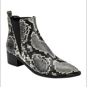 Marc Fisher Snakeskin Yale Chelsea Booties Size 11
